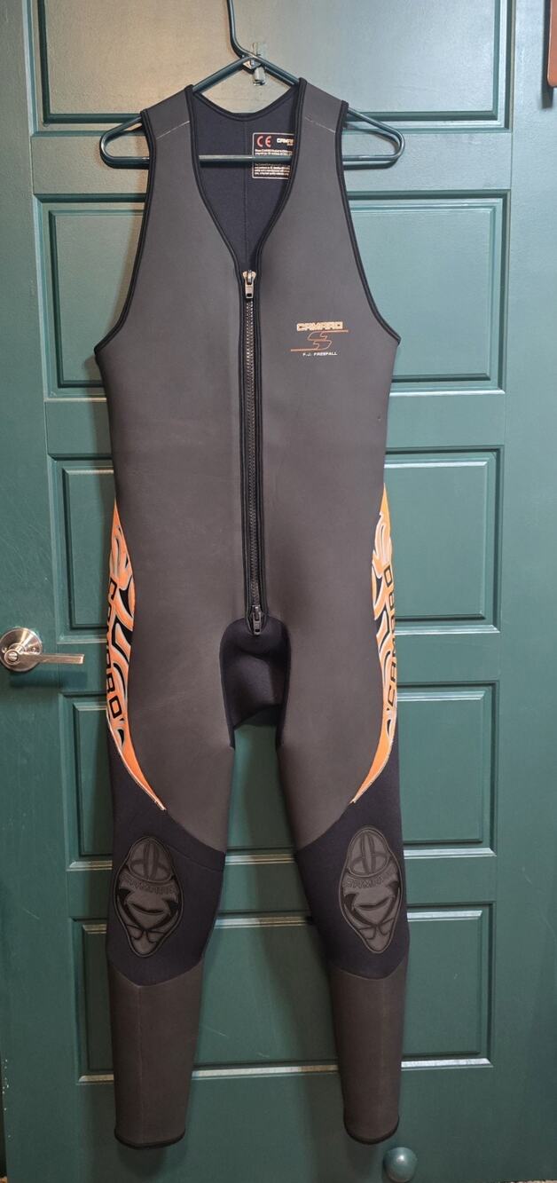 Camaro Austria All-Season Wetsuit Size 54
